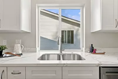 1101 37th Street SE #403, Auburn, WA 98002 - Photo 12