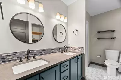 210 W Pioneer Avenue #311, Puyallup, WA 98371 - Photo 16