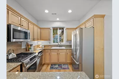 23852 NE 112th Circle #2, Redmond, WA 98053 - Photo 8
