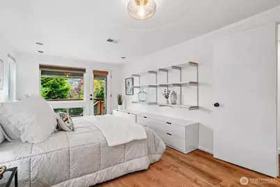 3611 30th Avenue W, Seattle, WA 98199 - Photo 18