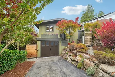 3611 30th Avenue W, Seattle, WA 98199 - Photo 1