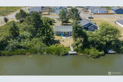 998 Point Brown Avenue SE, Ocean Shores, WA 98569 - Photo 28