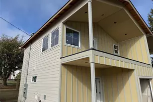 7414 Cascade Dr, Everett, WA 98203 - Photo 2