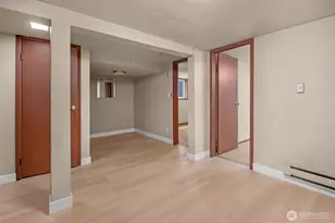 3005 3rd Ave W, Seattle, WA 98119 - Photo 16