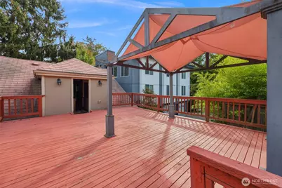 3005 3rd Avenue W, Seattle, WA 98119 - Photo 28