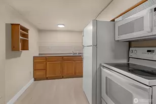 3005 3rd Ave W, Seattle, WA 98119 - Photo 18