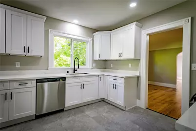 702 11th Avenue SE, Olympia, WA 98501 - Photo 12
