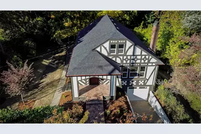 702 11th Avenue SE, Olympia, WA 98501 - Photo 4