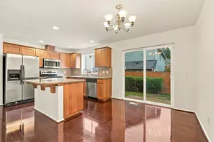 19423 Meridian Pl W, Bothell, WA 98012 - Photo 16