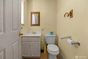 1516 Rainier Ave, Everett, WA 98201 - Photo 14