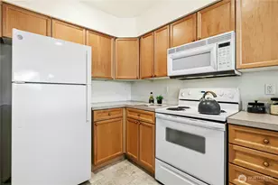 2244 132nd Ave SE, Bellevue, WA 98005 - Photo 14