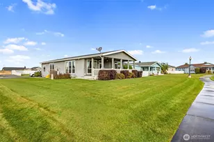 1701 E Burr Ave, Moses Lake, WA 98837 - Photo 1