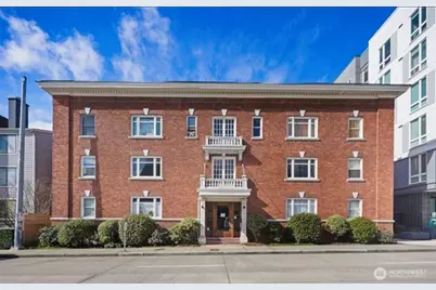 4725 15th Avenue NE #27, Seattle, WA 98105 - Photo 2