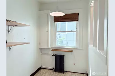 4725 15th Avenue NE #27, Seattle, WA 98105 - Photo 8