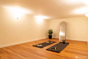 8344 Beacon Ave S, Seattle, WA 98118 - Photo 20