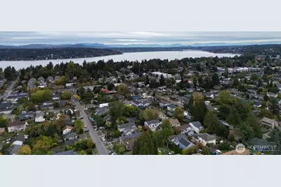 8344 Beacon Avenue S, Seattle, WA 98118 - Photo 28