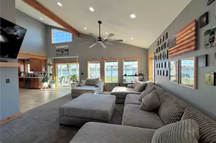 915 W Edgewater Ln, Moses Lake, WA 98837 - Photo 10