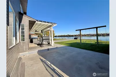 915 W Edgewater Lane, Moses Lake, WA 98837 - Photo 28