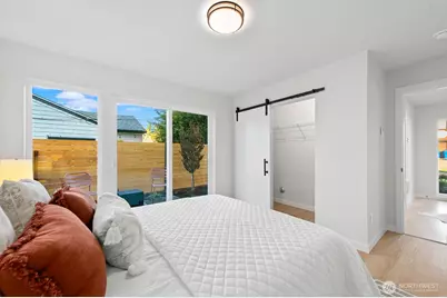 725 N 88th Street #A, Seattle, WA 98103 - Photo 30