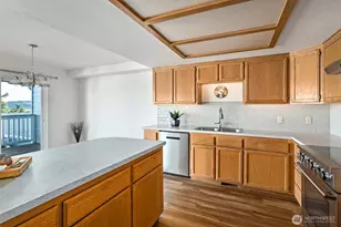 31080 State Route 20, Oak Harbor, WA 98277 - Photo 16