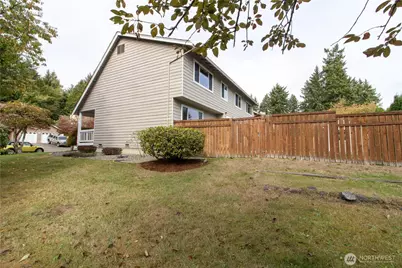 7648 Oak Park Place NW, Bremerton, WA 98311 - Photo 30