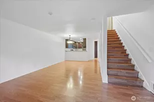 7031 210th St SW, Lynnwood, WA 98036 - Photo 12