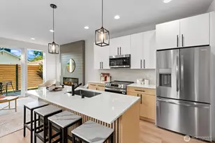 725 N 88th St, Seattle, WA 98103 - Photo 8