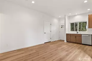7018 Wetmore Ave, Everett, WA 98203 - Photo 2