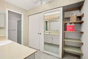 14600 NE 45th St, Bellevue, WA 98007 - Photo 16