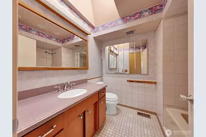 455 Seneca Avenue NW, Renton, WA 98057 - Photo 14