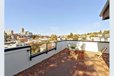 717 15th Avenue #D, Seattle, WA 98122 - Photo 24