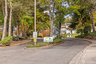 15209 Sunwood Blvd, Tukwila, WA 98188 - Photo 2