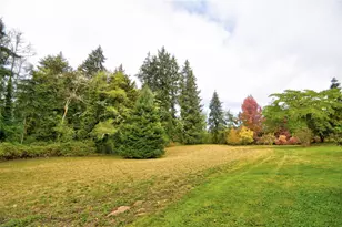 5813 Boston Harbor Rd NE, Olympia, WA 98506 - Photo 38