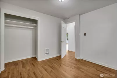 208 M Street SE, Auburn, WA 98002 - Photo 14