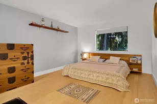 1001 2nd Ave W, Seattle, WA 98119 - Photo 14
