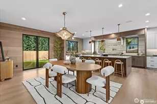 1020 107th Ave SE, Bellevue, WA 98004 - Photo 4