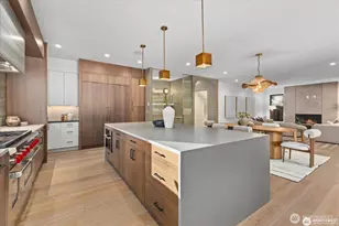 1020 107th Ave SE, Bellevue, WA 98004 - Photo 8