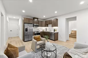 2815 W Elmore St, Seattle, WA 98199 - Photo 32