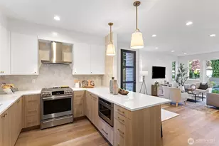 12843 NE 112th St, Kirkland, WA 98033 - Photo 12