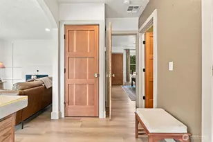 954 Park St, Woodland, WA 98674 - Photo 10