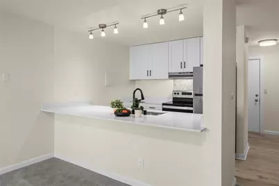 17431 Ambaum Boulevard S #D9, Burien, WA 98148 - Photo 12
