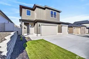 563 S Oasis Loop, East Wenatchee, WA 98802 - Photo 2