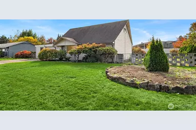 1032 16th Street NE, Auburn, WA 98002 - Photo 2