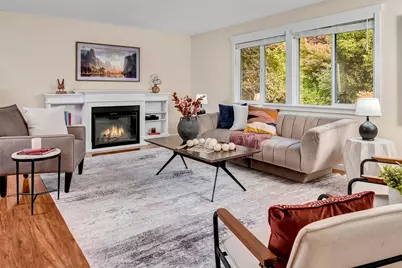 10118 NE 198th Place, Bothell, WA 98011 - Photo 2