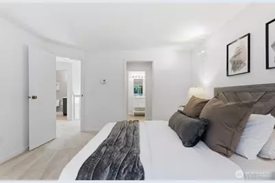 4035 145th Avenue NE, Bellevue, WA 98007 - Photo 16