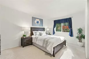 9526 4th Ave NE, Seattle, WA 98115 - Photo 18