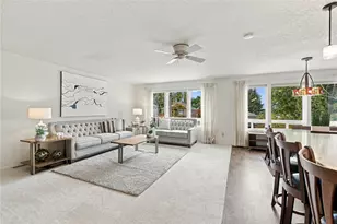 9526 4th Ave NE, Seattle, WA 98115 - Photo 4