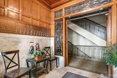 7 Harrison Street #26, Seattle, WA 98109 - Photo 6