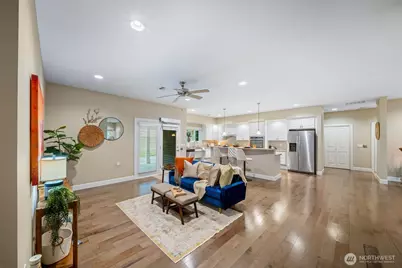 10209 438th Street Court E, Eatonville, WA 98328 - Photo 4