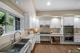 10209 438th St Ct E, Eatonville, WA 98328 - Photo 6